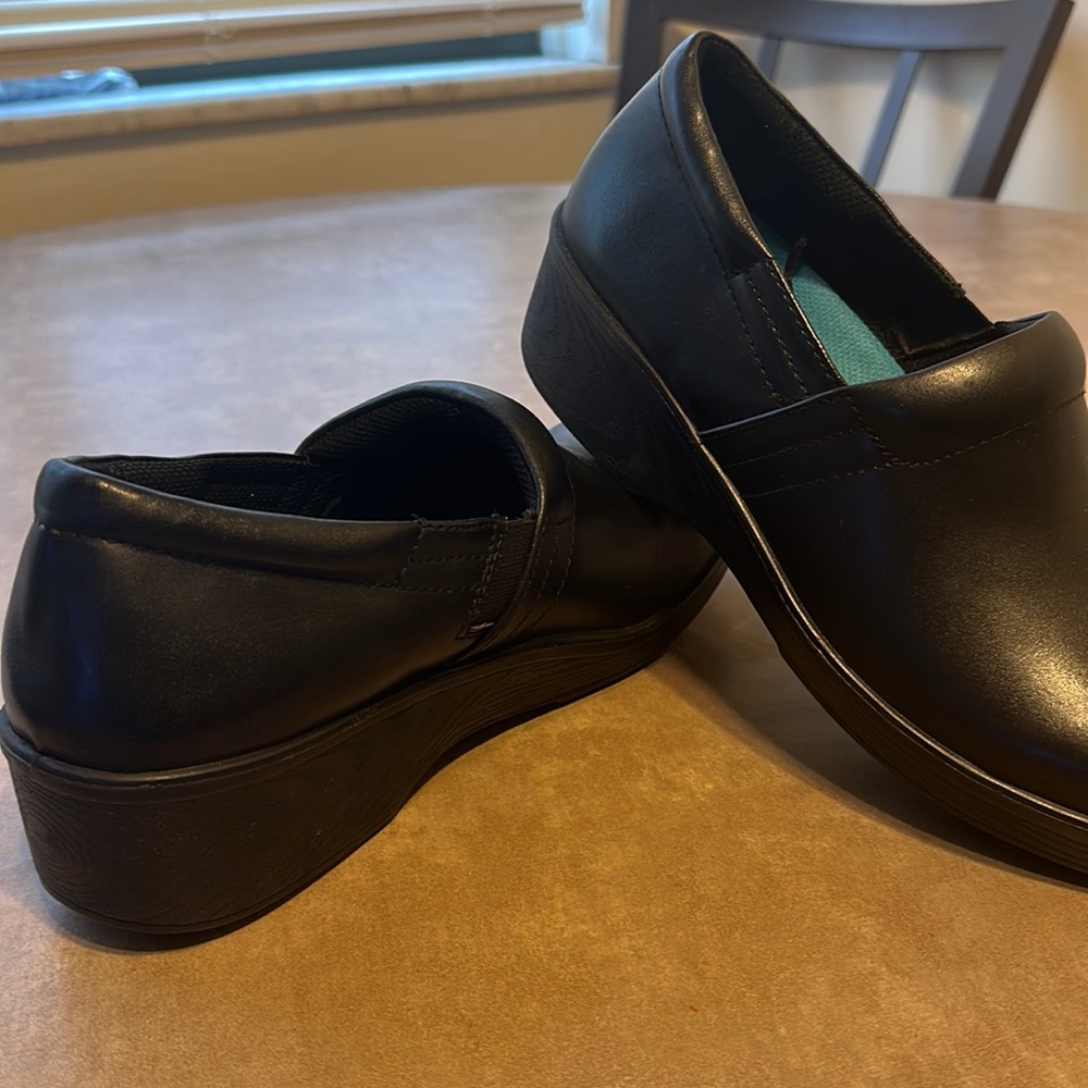 Dr. Scholl’s work shoes